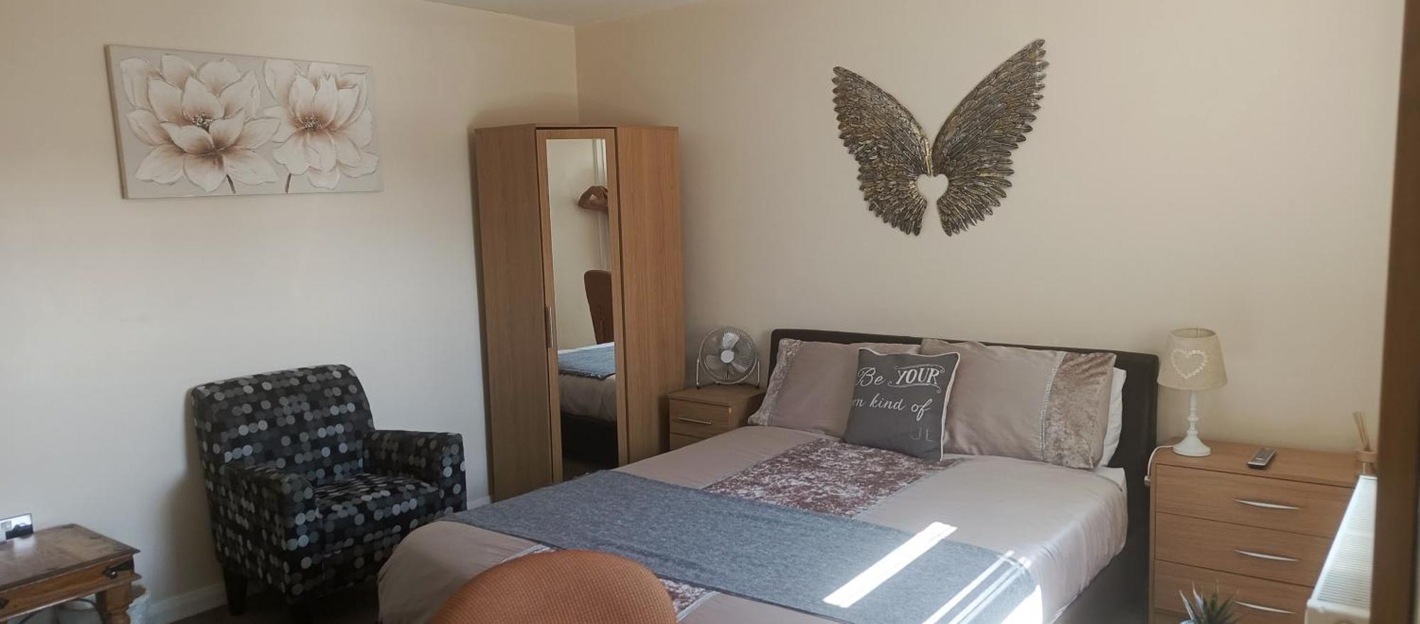 The New Accommodation Free Complementary Breakfast Tibshelf Exteriör bild
